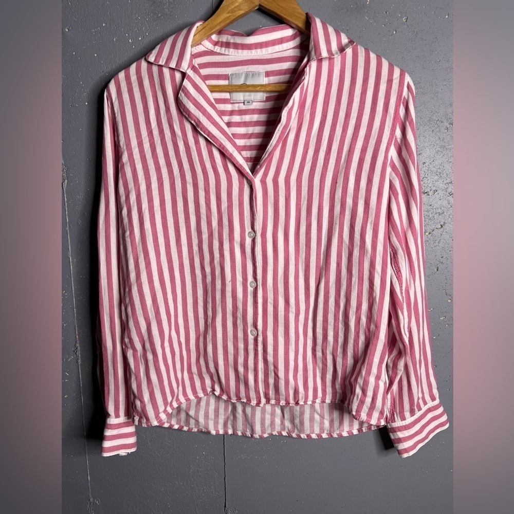 Rails Pink/Red and White Striped Long Sleeve Pajama / Lounge Set in size XSmall - Picture 4 of 10